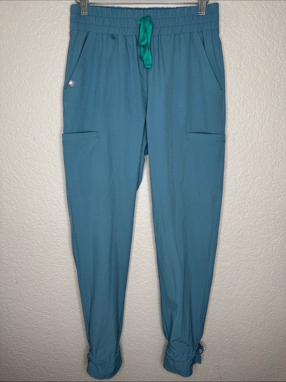 Figs Saumer Fionlite Ankle Cinch Scrub Pants Blue Small Drawstring